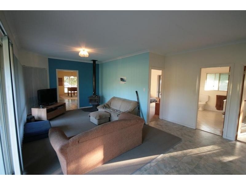 17 Duggan Drive, Cowaramup WA 6284