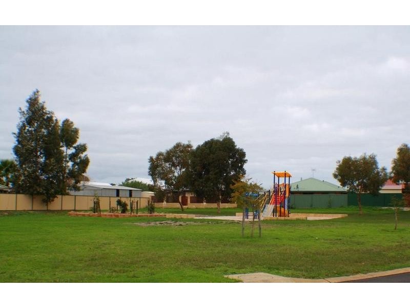 12 Woodard Avenue, Margaret River WA 6285