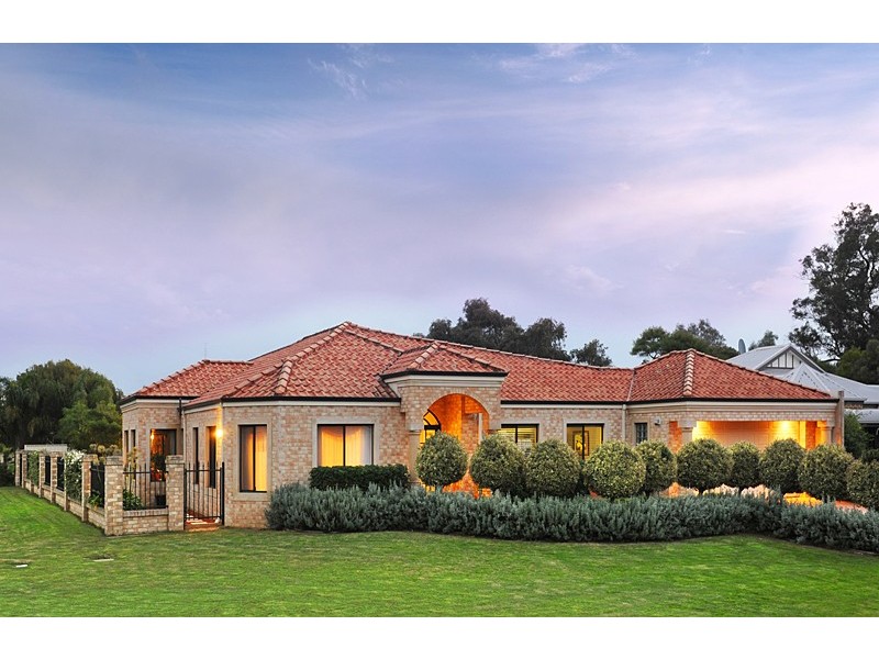 1 Joondalup Court, West Busselton WA 6280