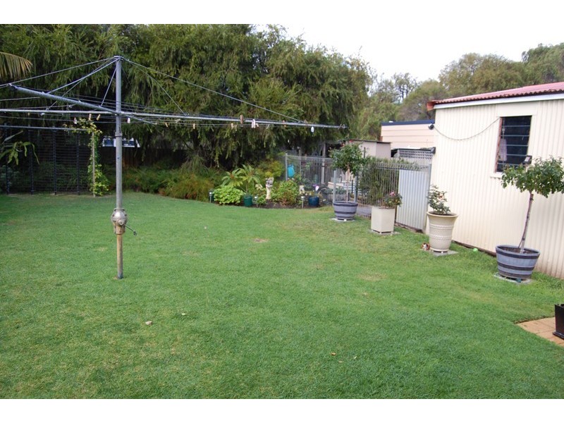 16 Jean Street, Broadwater WA 6280