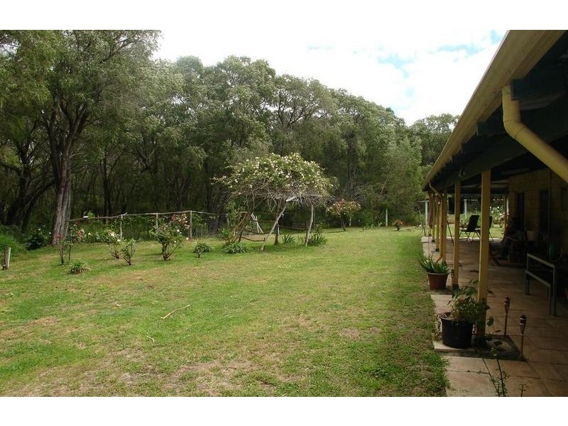 537 Caves Road, Marybrook WA 6280