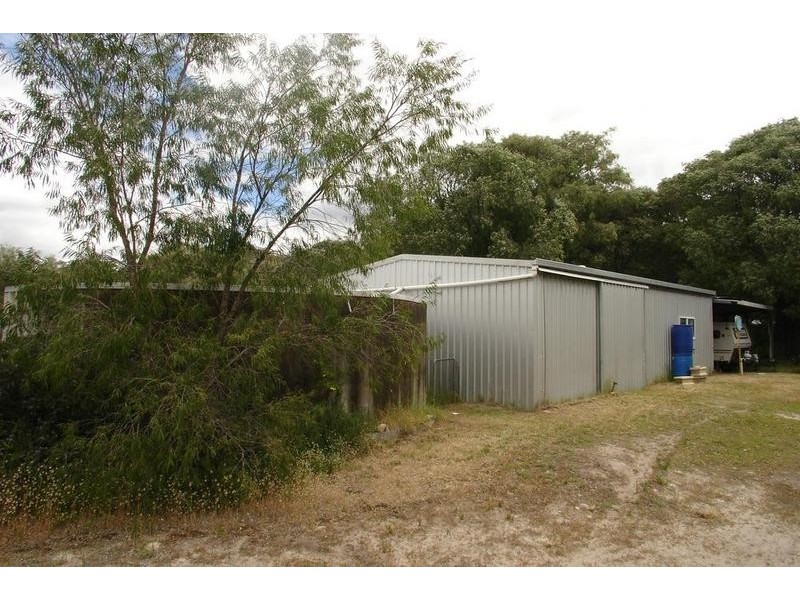 537 Caves Road, Marybrook WA 6280