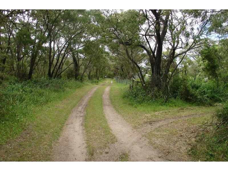 537 Caves Road, Marybrook WA 6280