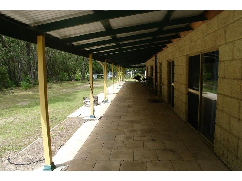 537 Caves Road, Marybrook WA 6280