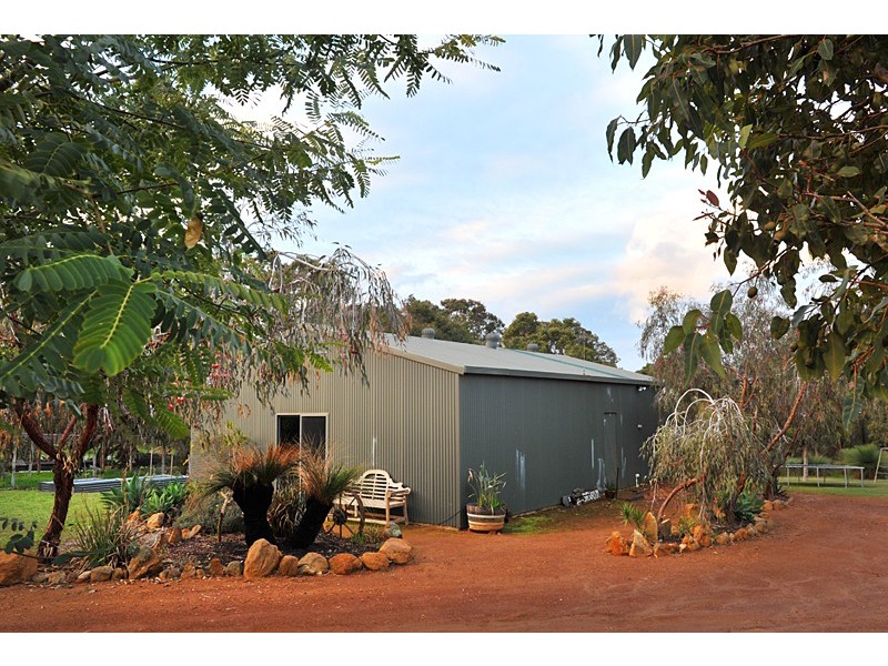 76 Quedjinup Drive, Quedjinup WA 6281