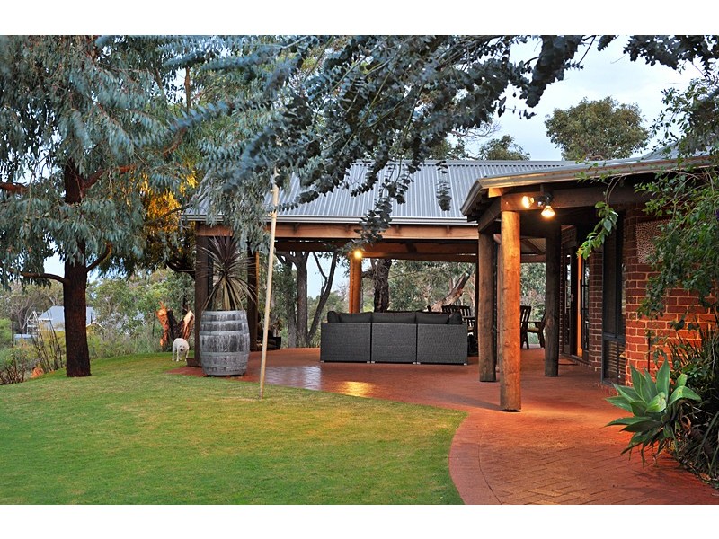 76 Quedjinup Drive, Quedjinup WA 6281