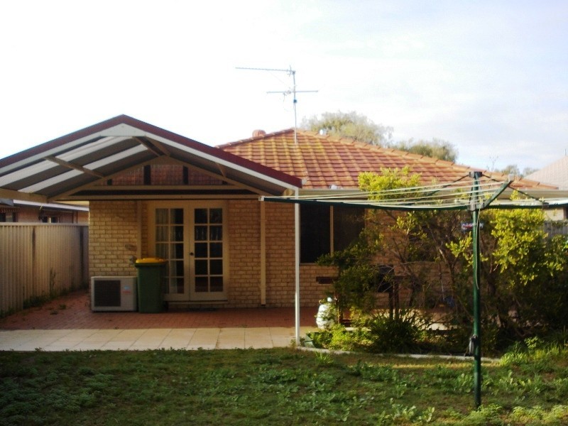 27 Silvergull Court, Geographe WA 6280