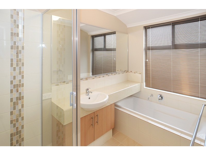 60 Wentworth Loop, Dunsborough WA 6281