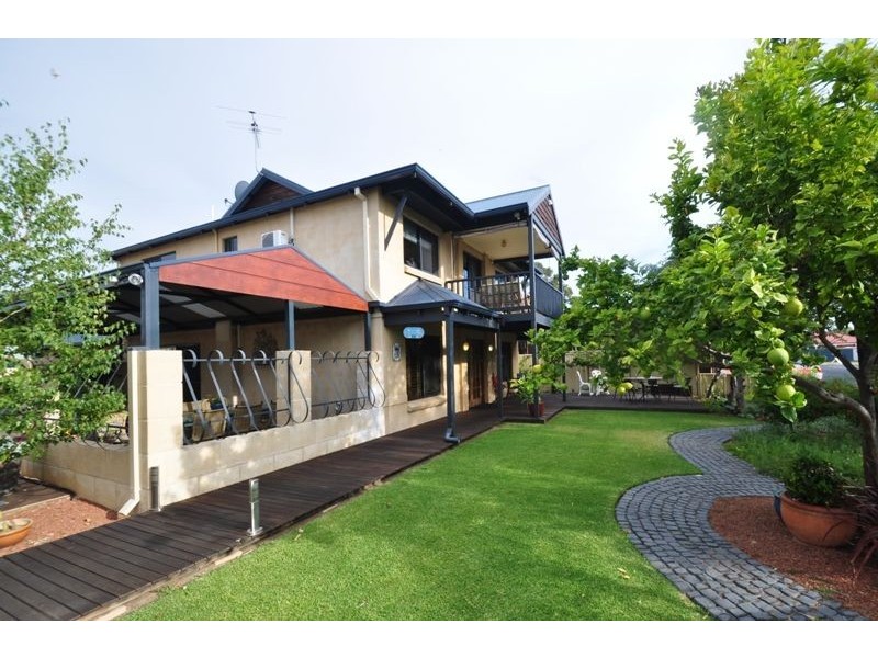 7 Brown Street, Busselton WA 6280