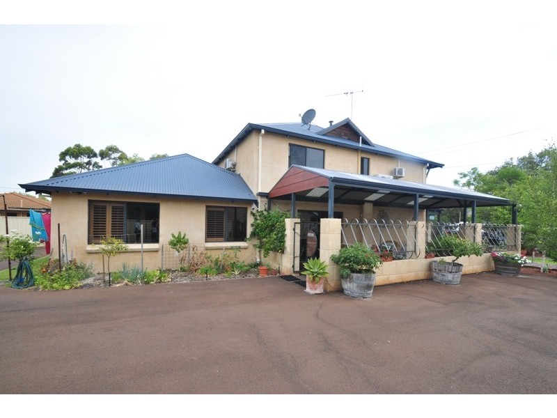 7 Brown Street, Busselton WA 6280