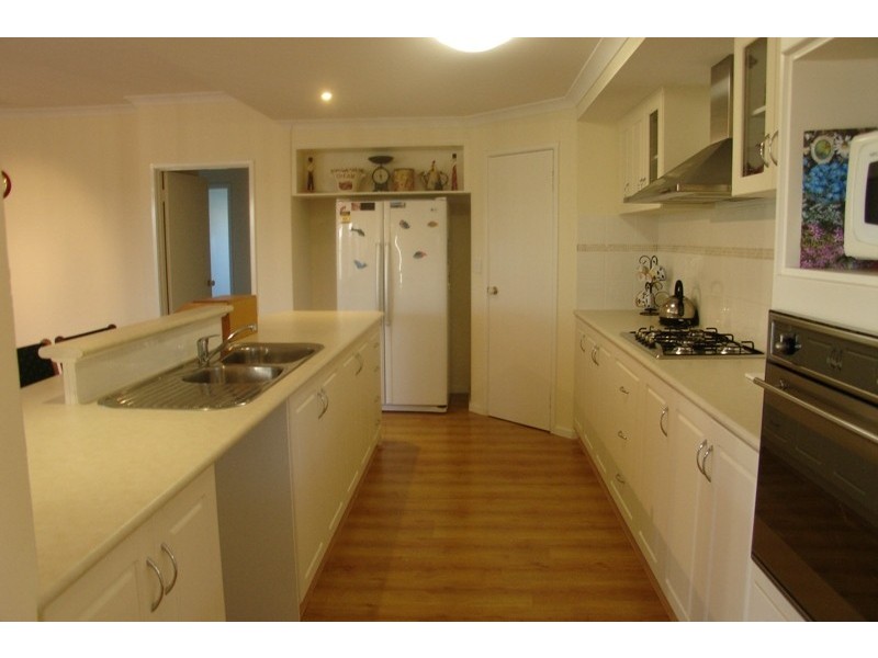 17 Beachgrove Place, Busselton WA 6280