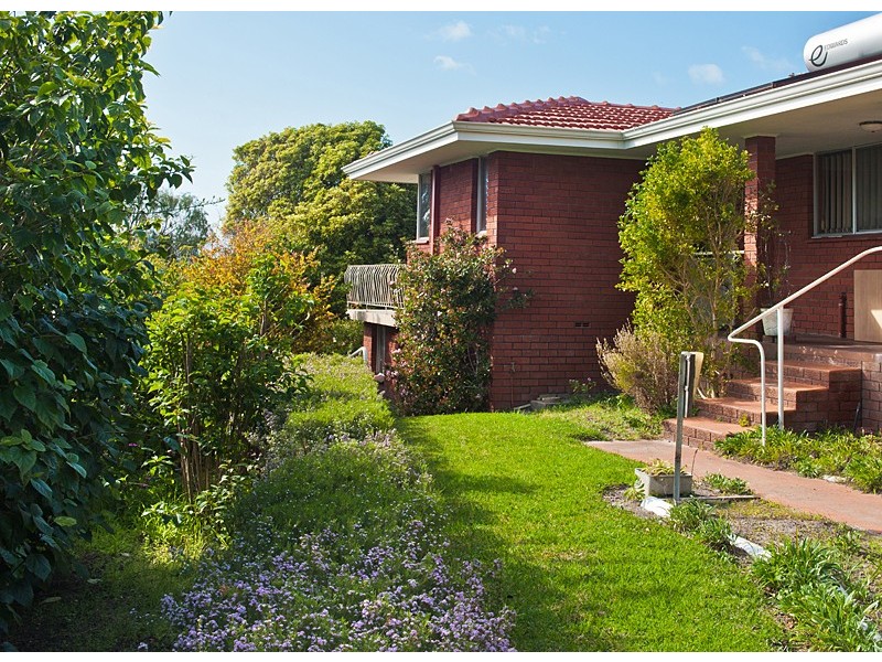 10 Green Street, Dunsborough WA 6281