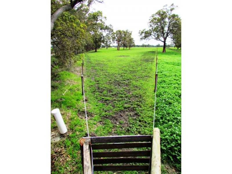 Crooked Brook WA 6236