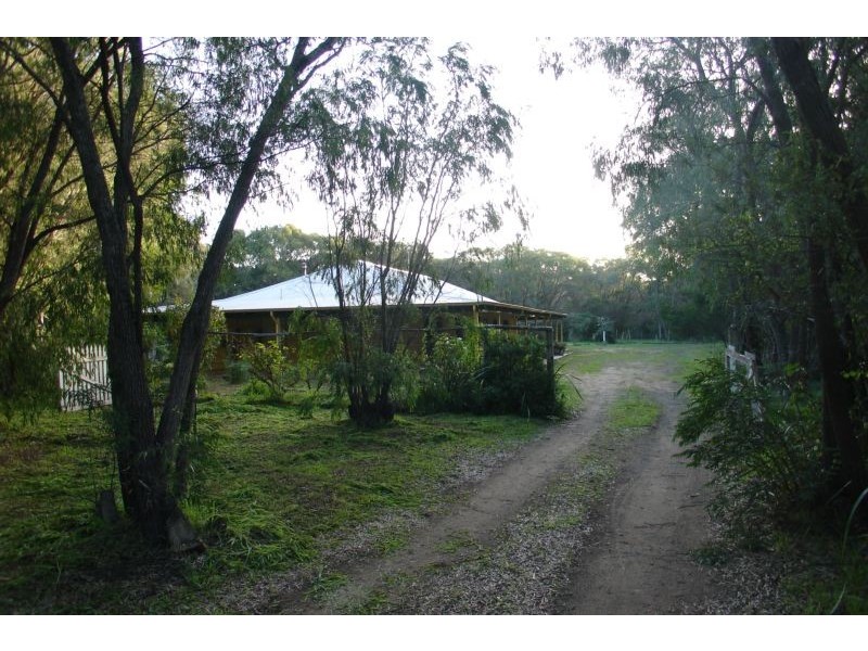 537 Caves Road, Marybrook WA 6280