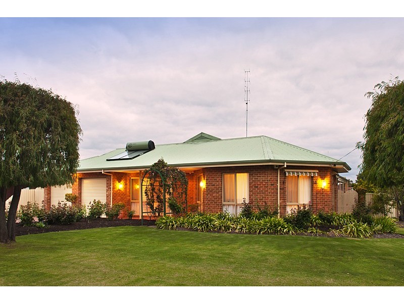 76 William Drive, Broadwater WA 6280