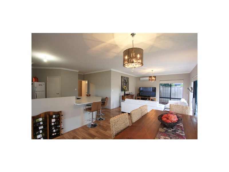 15 Murdoch Way, Abbey WA 6280
