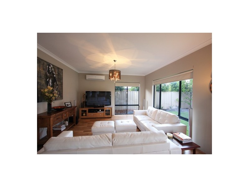 15 Murdoch Way, Abbey WA 6280