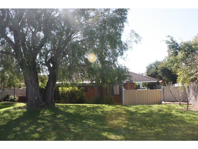 16 Bignell Drive, West Busselton WA 6280