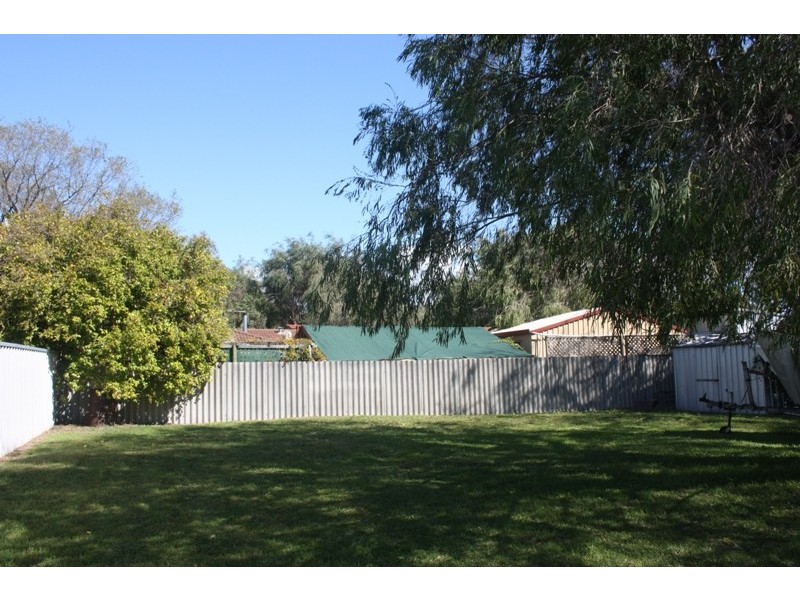 16 Bignell Drive, West Busselton WA 6280