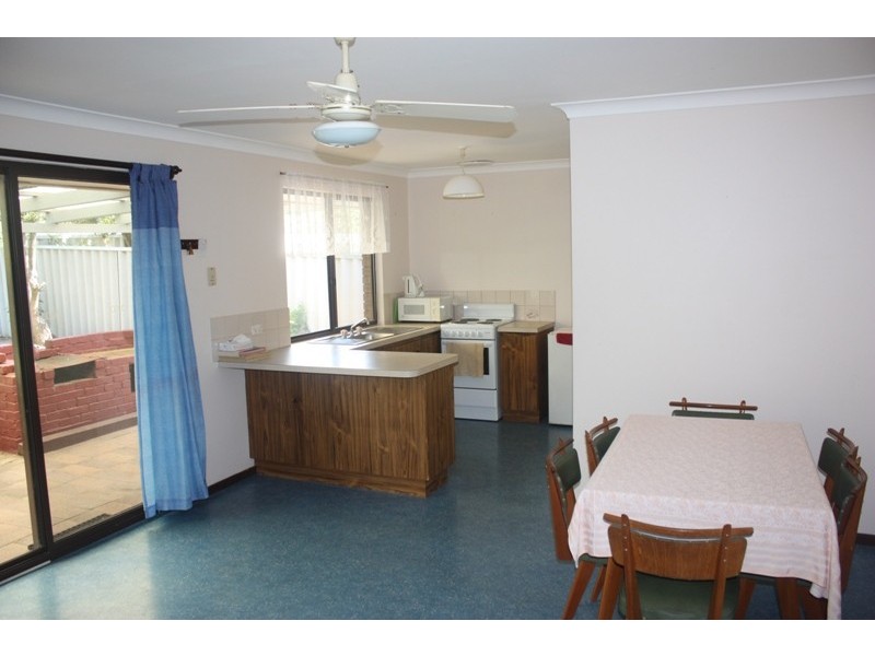 16 Bignell Drive, West Busselton WA 6280