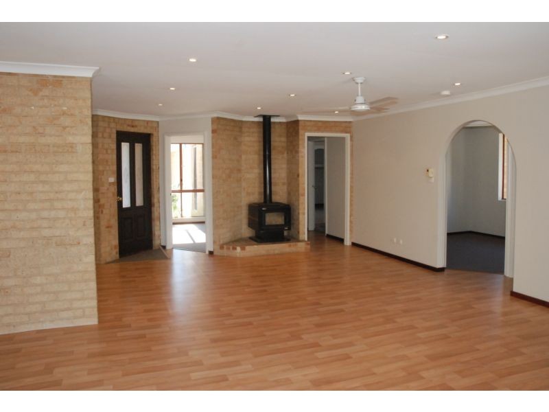 27 Jolliffe Street, Busselton WA 6280