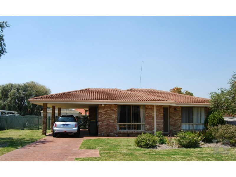 13 Johnston Avenue, Busselton WA 6280