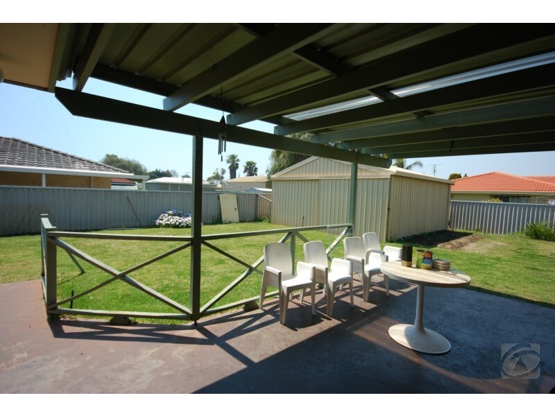 13 Johnston Avenue, Busselton WA 6280