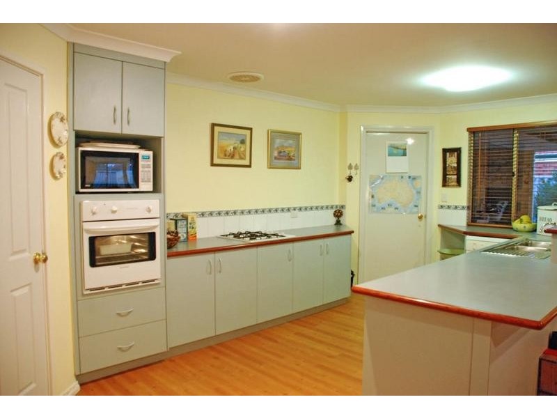 22 Parrot Way, Busselton WA 6280