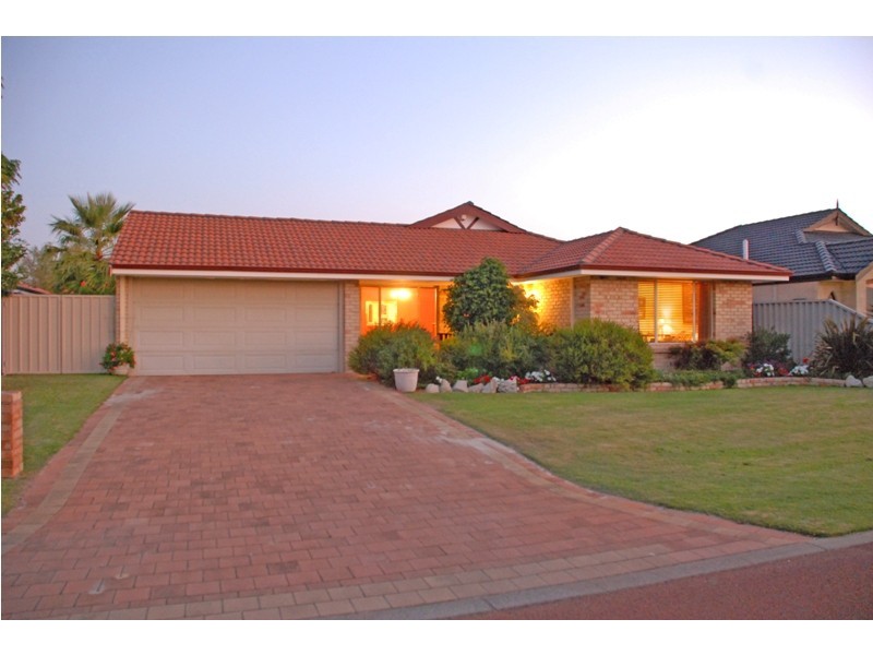 22 Parrot Way, Busselton WA 6280