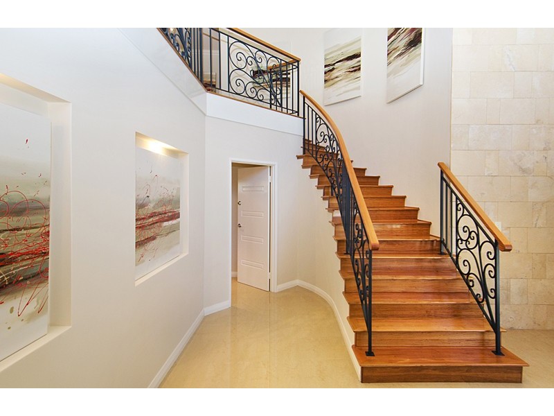 4 Earnshaw Road, West Busselton WA 6280