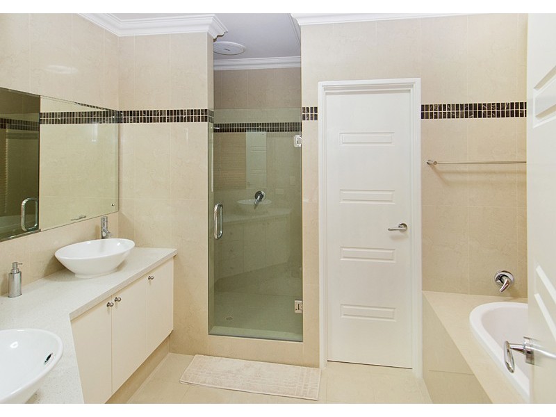 4 Earnshaw Road, West Busselton WA 6280