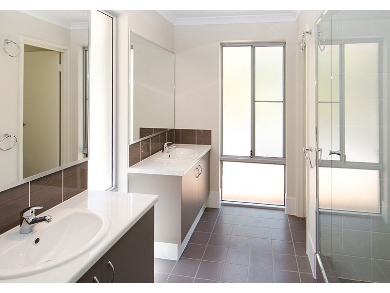 19 Honeysuckle Glen, Cowaramup WA 6284