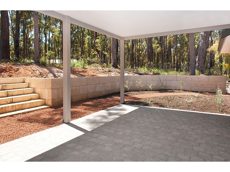 19 Honeysuckle Glen, Cowaramup WA 6284