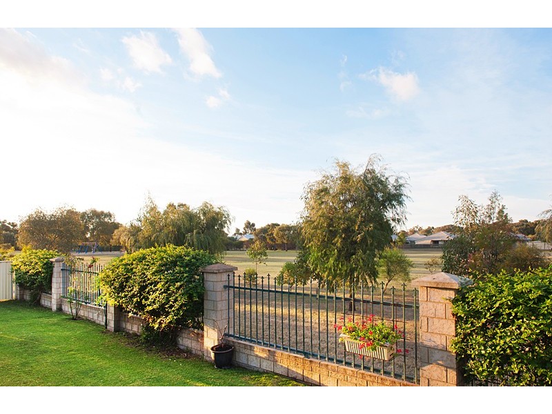 22 Beaufort Crescent, Busselton WA 6280