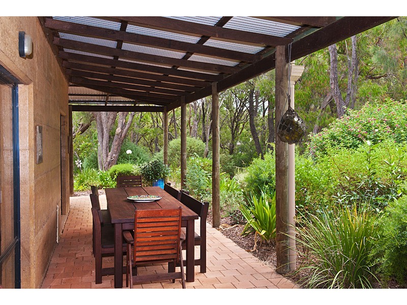 145 Marrinup Drive, Yallingup WA 6282