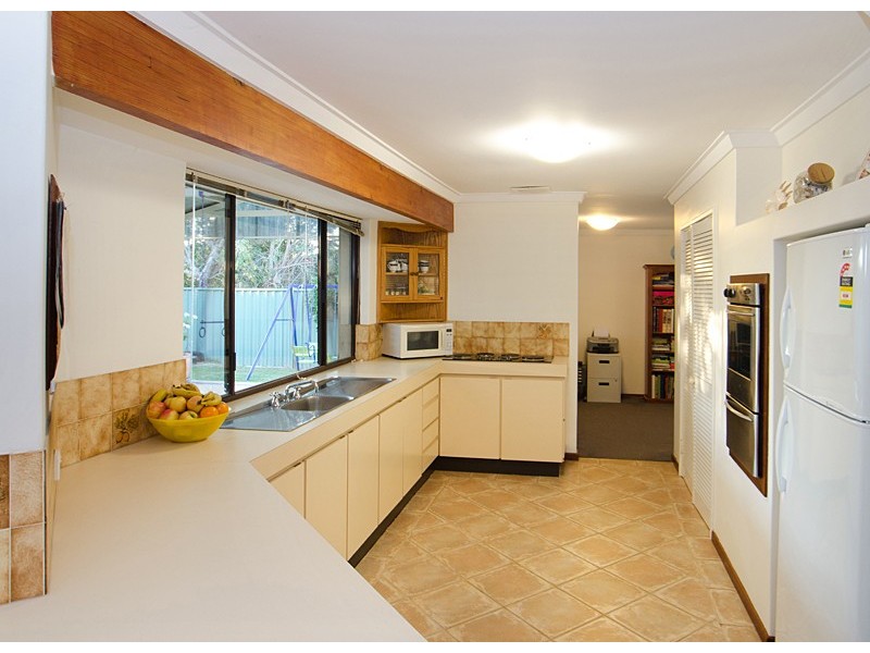 3 Simon Close, Busselton WA 6280