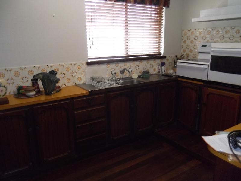 6 Edwards Street, Busselton WA 6280