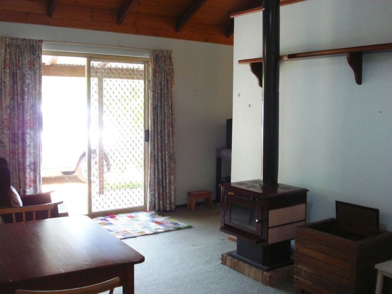 8 Prowse Way, Dunsborough WA 6281