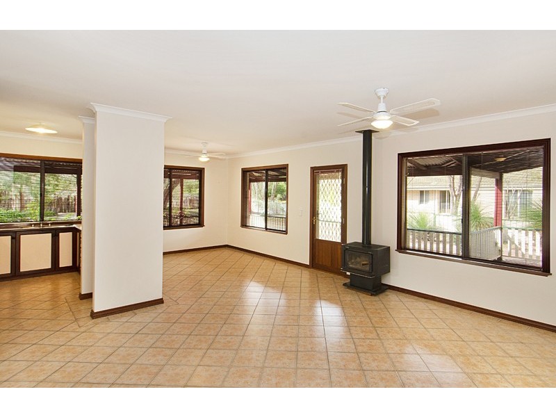 6 Windlemere Drive, Dunsborough WA 6281