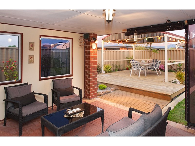 50 Currawong Drive, Broadwater WA 6280