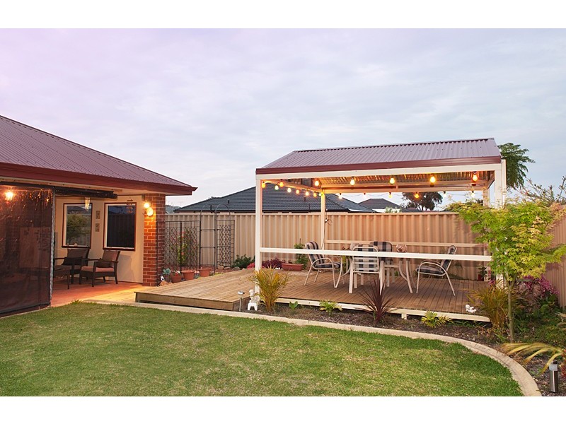 50 Currawong Drive, Broadwater WA 6280