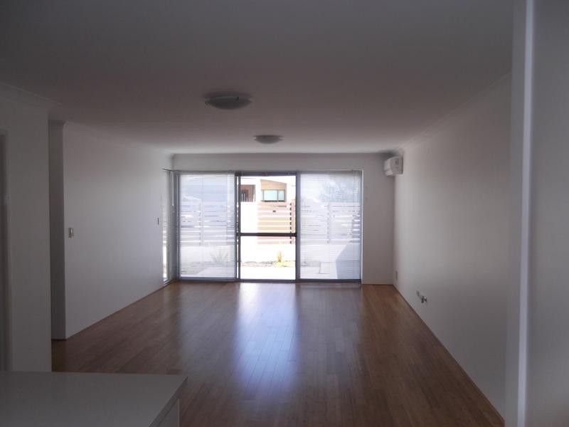 25/33 Spinnaker Blvd, Geographe WA 6280
