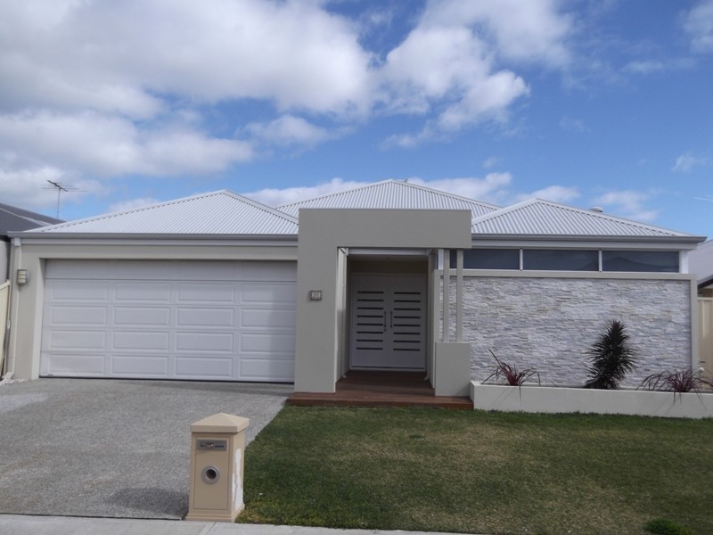 21 Mainsail Street, Busselton WA 6280