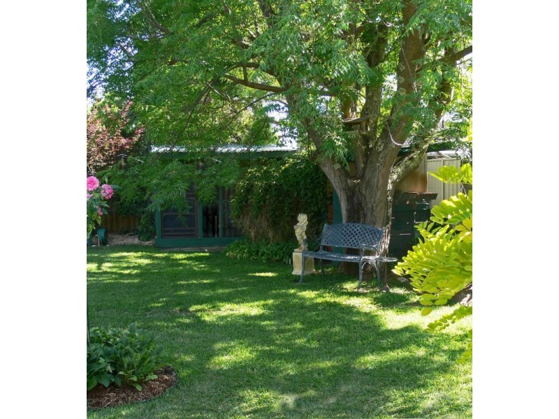 53 Southern Drive, Busselton WA 6280