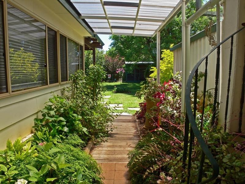 53 Southern Drive, Busselton WA 6280