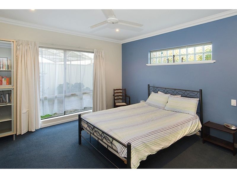 7 Seagull Drive, Broadwater WA 6280