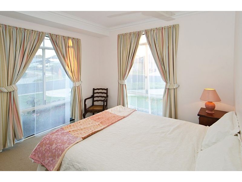 7 Seagull Drive, Broadwater WA 6280