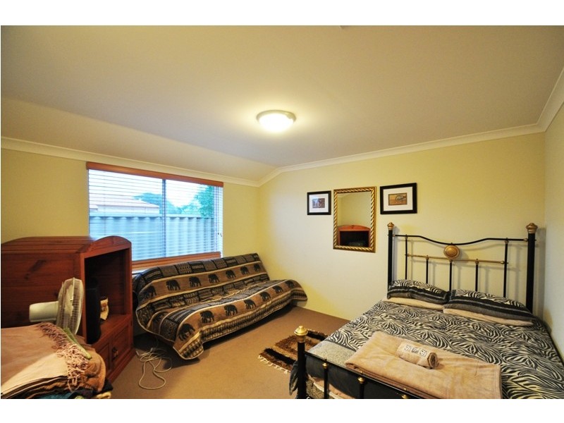 16 Marsupial Bend, Abbey WA 6280