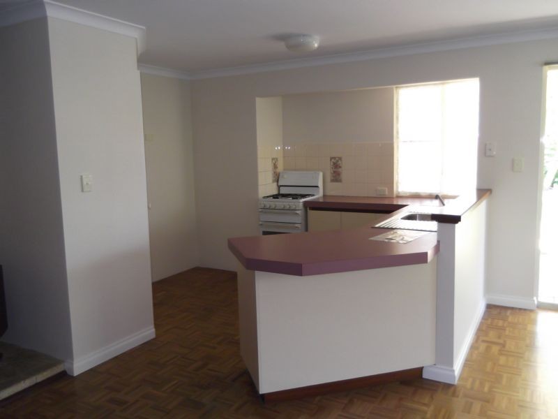 17 Songlark Mews, Geographe WA 6280