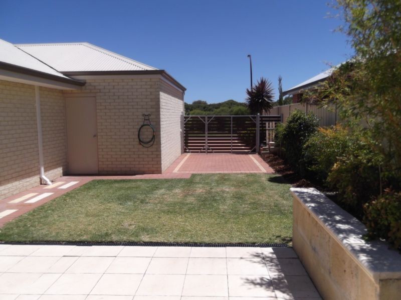 27 New River Ramble, West Busselton WA 6280